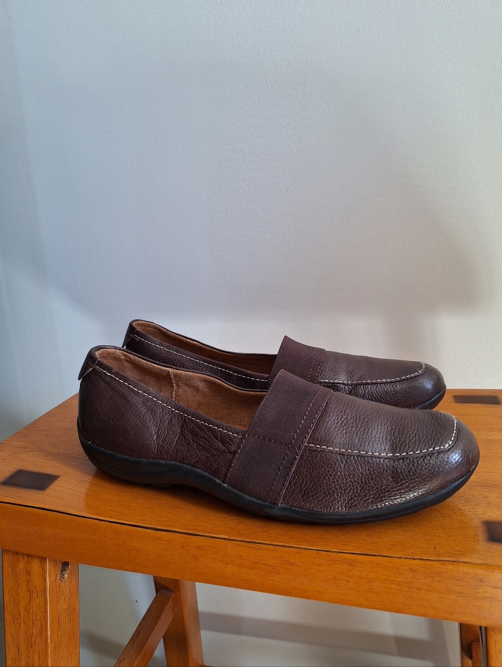 Naturalizer Brown Loafers  Women's Size 8M - Picture 7 of 10